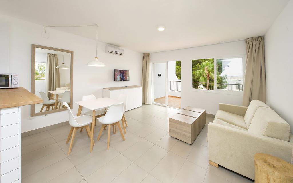 Apartamentos Vibra Riviera San Antonio  Buitenkant foto