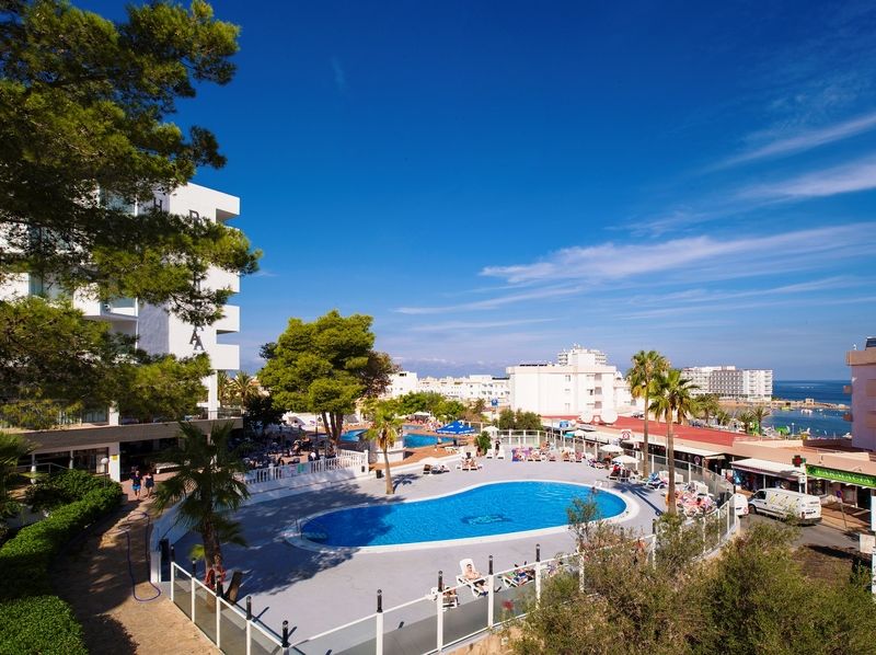 Apartamentos Vibra Riviera San Antonio  Buitenkant foto