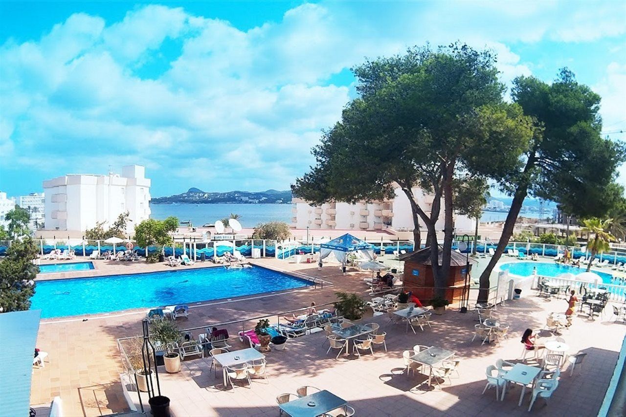 Apartamentos Vibra Riviera San Antonio  Buitenkant foto